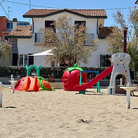 Villa Dolcevita ベラーリア・イジェア・マリーナ エクステリア 写真