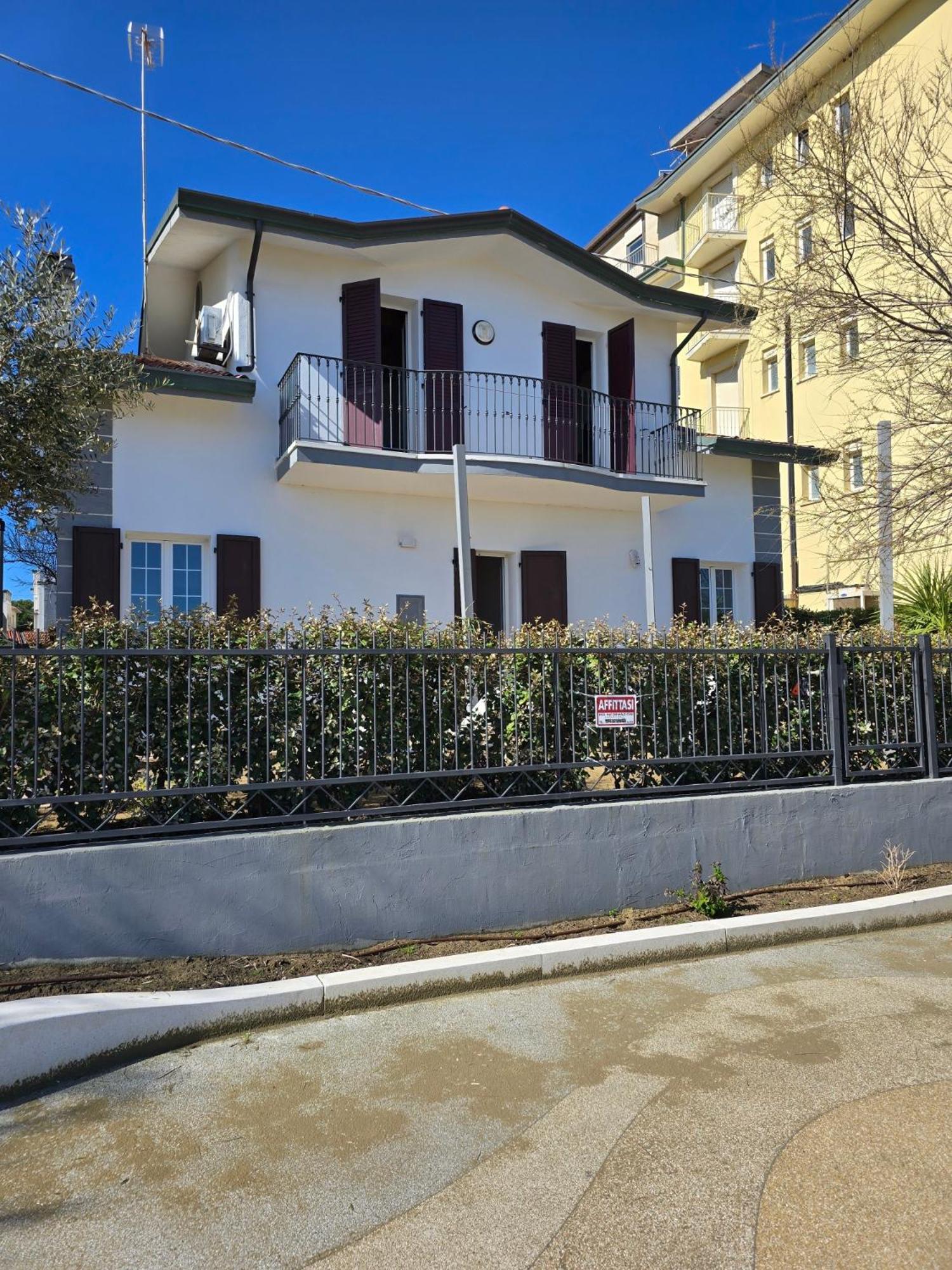 Villa Dolcevita ベラーリア・イジェア・マリーナ エクステリア 写真